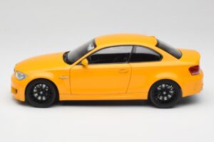 BMW 1M Coupe E82 Žltý Minichamps 1:18 110020026 Kov – obrázok 4 z 8
