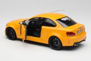 BMW 1M Coupe E82 Žltý Minichamps 1:18 110020026 Kov – obrázok 5 z 8