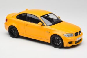 BMW 1M Coupe E82 Žltý Minichamps 1:18 110020026 Kov – obrázok 6 z 8