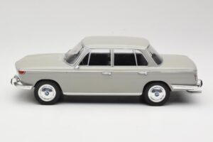 BMW 2000 TI Šedý MCG 1:18 MCG18112 Kov – obrázok 3 z 6