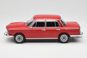 BMW 2000 121 Červený MCG 1:18 MCG18543 Kov – obrázok 3 z 6