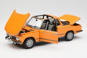 BMW 2002 E10 Kabriolet Colorado Oranžový AUTOart 1:18 80430300713 Kov – obrázok 2 z 8