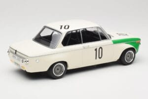 BMW 2002 Tii E10 #10 H. Hahne / D. Quester Winners Nurburgring 1968 Minichamps 1:18 155682710 Kov – obrázok 2 z 6