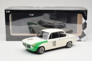 BMW 2002 Tii E10 #10 H. Hahne / D. Quester Winners Nurburgring 1968 Minichamps 1:18 155682710 Kov – obrázok 6 z 6