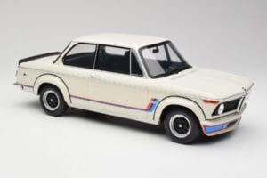 BMW 2002 Turbo E10 Chamonix Biely Otto 1:12 G077 Živica – obrázok 3 z 5