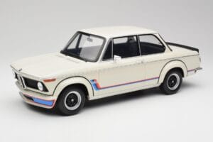 BMW 2002 Turbo E10 Chamonix Biely Otto 1:12 G077 Živica