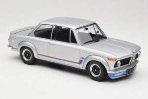 BMW 2002 Turbo E10 Strieborný Minichamps 1:18 155026201 Kov – obrázok 4 z 6