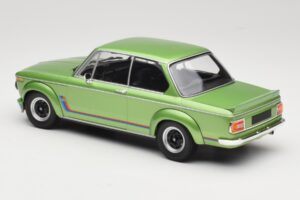 BMW 2002 Turbo Green Metallic Minichamps 1:18 155026206 Kov – obrázok 5 z 6