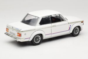 BMW 2002 Turbo E10 Biely Anson 1:18 30393 Kov – obrázok 3 z 8