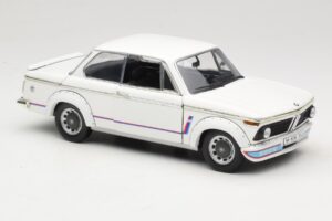 BMW 2002 Turbo E10 Biely Anson 1:18 30393 Kov – obrázok 6 z 8
