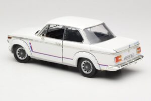 BMW 2002 Turbo E10 Biely Anson 1:18 30393 Kov – obrázok 7 z 8