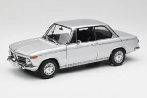 BMW 2002tii Strieborný AUTOart 1:18 80430151479 Kov