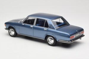 BMW 2500 E3 Blue Metallic BoS Models 1:18 BOS030 Živica – obrázok 5 z 6