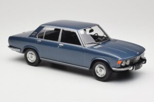 BMW 2500 E3 Blue Metallic Minichamps 1:18 155029200 Kov – obrázok 4 z 6