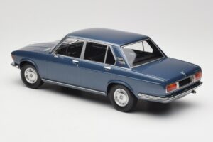 BMW 2500 E3 Blue Metallic Minichamps 1:18 155029200 Kov – obrázok 5 z 6