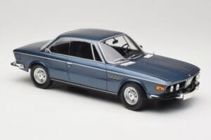 BMW 2800 CS E9 Modrý Metalíza Minichamps 1:18 155028032 Kov – obrázok 4 z 6