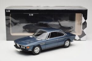 BMW 2800 CS E9 Modrý Metalíza Minichamps 1:18 155028032 Kov – obrázok 6 z 6