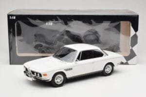 BMW 2800 CS E9 Biely Minichamps 1:18 155028030 Kov – obrázok 6 z 6