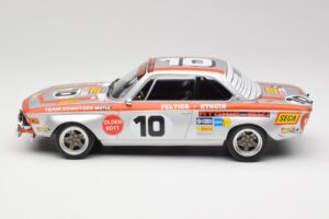 BMW 2800 CS Team Schnitzer #10 J. Fitzpatrick / J. Peltier Spa 1972 Minichamps 1:18 155722710 Kov – obrázok 3 z 6