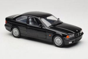 BMW 3 Series E36 Coupe Čierny UT Models 1:18 BMW009 Kov – obrázok 6 z 8