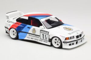 BMW 3 E36 Khyzyl Saleem Warsteiner Otto 1:18 OT1176 Živica – obrázok 4 z 6