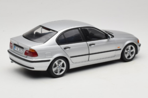 BMW 3 Series E46 Strieborný UT Models 1:18 80439421535 Kov – obrázok 3 z 8