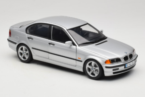 BMW 3 Series E46 Strieborný UT Models 1:18 80439421535 Kov – obrázok 6 z 8