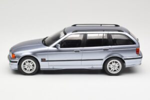 BMW 3 Series E36 Touring Blue Metallic MCG 1:18 MCG18365 Kov – obrázok 3 z 6
