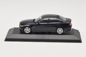 BMW 3 Series E90 Dark Blue Metallic Minichamps 1:43 80420392151-R Kov