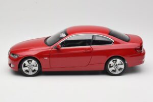 BMW 3 Series E92 Červený Kyosho 1:18 80430407219 Kov – obrázok 4 z 8