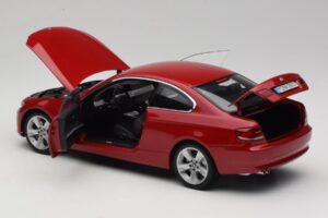 BMW 3 Series E92 Červený Kyosho 1:18 80430407219 Kov – obrázok 5 z 8