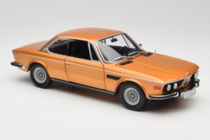 BMW 3.0 CSi E9 Gold Metallic Minichamps 1:18 180029027 Kov – obrázok 6 z 8