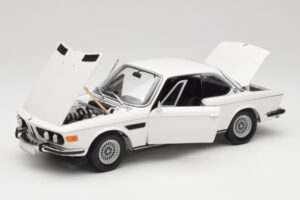 BMW 3.0 CSi E9 Biely Minichamps 1:18 180029026 Kov – obrázok 2 z 8