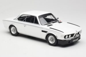 BMW 3.0 CSL E9 Chamonix White Otto 1:18 OT1145 Živica – obrázok 4 z 6