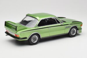 BMW 3.0 CSL E9 Green Metallic Minichamps 1:18 155028132 Kov – obrázok 2 z 6