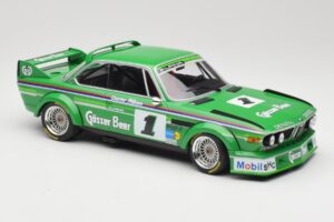 BMW 3.0 CSL E9 #1 Alpina G. Nilsson / D. Quester Winners Nürburgring 1977 Minichamps 1:18 155772501 Kov – obrázok 4 z 6