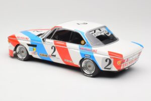 BMW 3.0 CSL E9 #2 Luigi Racing A. de Fierlant / P. Xhenceval Winners 24 Hours of Spa 1975 Minichamps 1:18 155752602 Kov – obrázok 5 z 6
