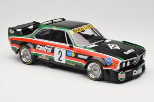 BMW 3.0 CSL E9 #2 Luigi Racing J-M. de Wael / A. de Fierlant Winners GP Nurburgring 1976 Minichamps 1:18 155762502 Kov – obrázok 4 z 6