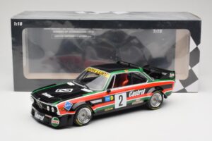 BMW 3.0 CSL E9 #2 Luigi Racing J-M. de Wael / A. de Fierlant Winners GP Nurburgring 1976 Minichamps 1:18 155762502 Kov – obrázok 6 z 6