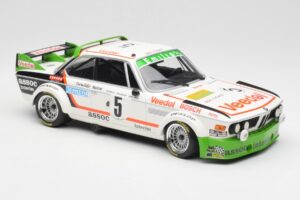 BMW 3.0 CSL E9 #5 Assoc Interim J-C. Chavan / A. Detrin Winners 24 Hours of Spa 1976 Minichamps 1:18 155762505 Kov – obrázok 4 z 6