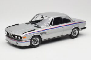 BMW 3.0 CSL E9 Polaris Silver Minichamps 1:18 155028135 Kov