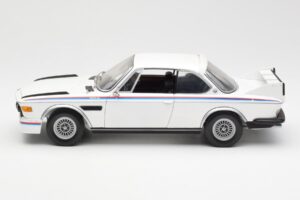 BMW 3.0 CSL E9 So Setom Spojlerov Biely Minichamps 1:18 180029021 Kov – obrázok 4 z 8
