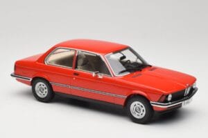 BMW 316 E21 Červený Minichamps 1:18 107024100 Živica – obrázok 4 z 6
