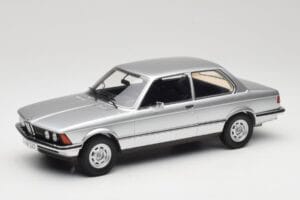 BMW 320 E21 Strieborný Minichamps 1:18 107024200 Živica