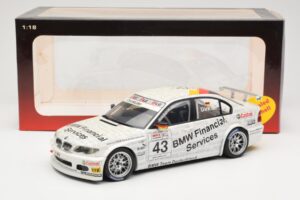 BMW 320i E46 #43 D. Muller WTCC 2005 AUTOart 1:18 80543 Kov – obrázok 6 z 6