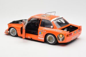 BMW 320i #15 Jägermeister H-J. Stuck Winner DRM Eifelrennen 1977 Minichamps 1:18 180772115 Kov – obrázok 5 z 8