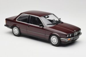 BMW 323i E30 Dark Red Metallic Minichamps 1:18 155026007 Kov – obrázok 4 z 6