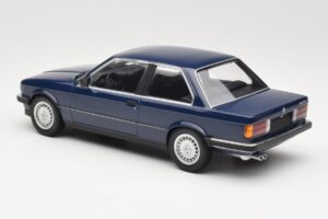 BMW 323i E30 Saturn Blue Minichamps 1:18 155026009 Kov – obrázok 5 z 6