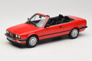BMW 325i E30 Kabriolet Jasne Červený Otto 1:18 OT1194 Živica