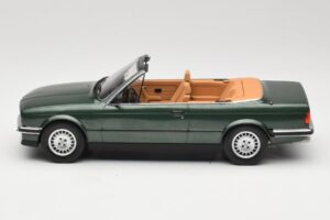 BMW 325i E30 Kabriolet Zelený MCG 1:18 MCG18545 Kov – obrázok 3 z 6